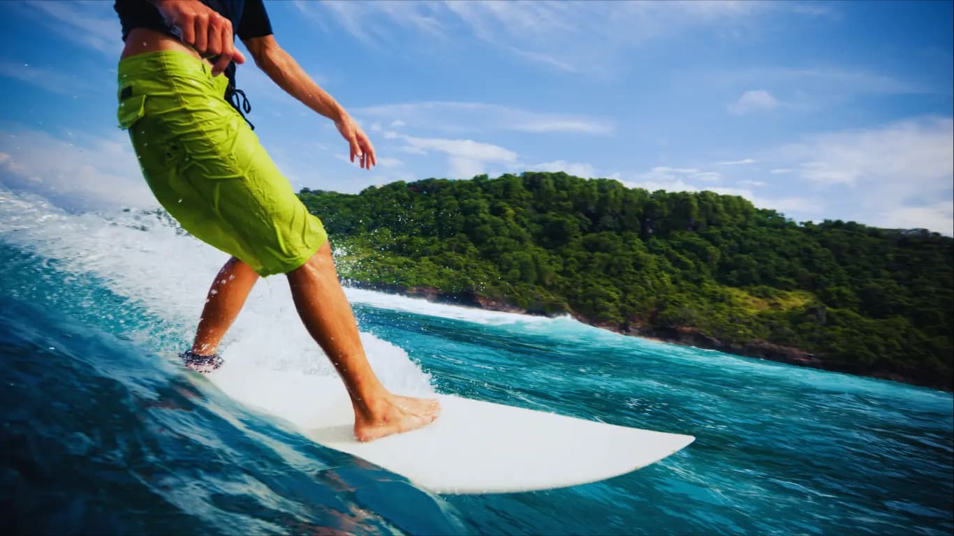 Surf Break Costa Rica Hero 9